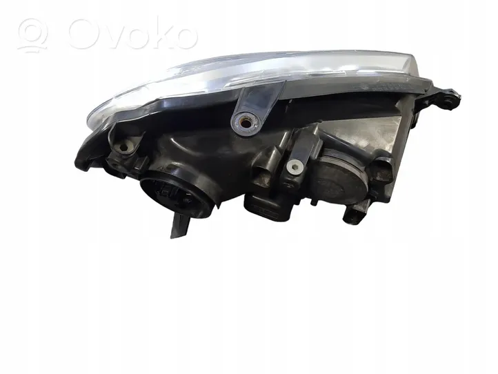 Volkswagen Polo IV 9N3 Lampa przednia 6Q1941007AR