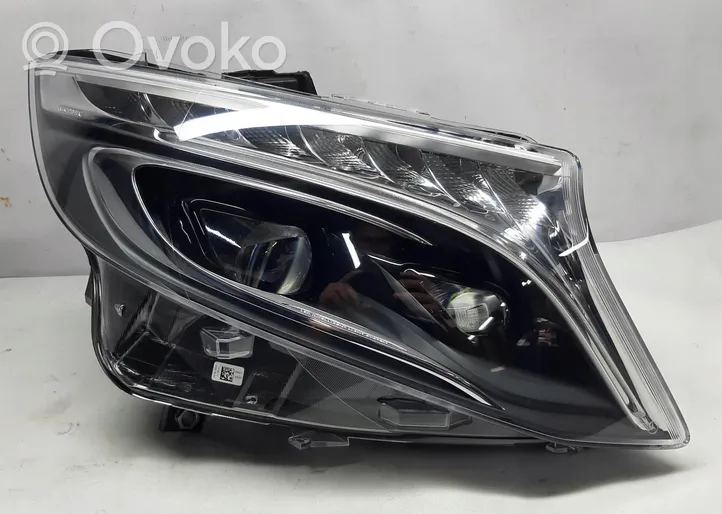 Mercedes-Benz Vito Viano W447 Lampa przednia A4479065300