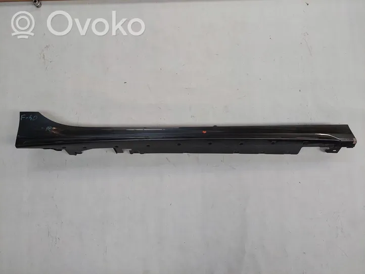 BMW 1 F40 Front sill (body part) 51777461382