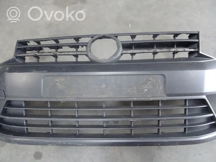 Volkswagen Caddy Zderzak przedni 2K5807221J