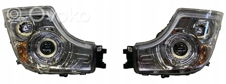 Mercedes-Benz Actros Headlight/headlamp A9618205239