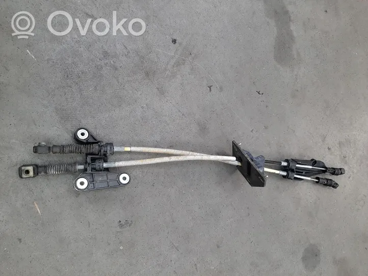 Volkswagen Crafter Gear shift cable linkage 7C1711877