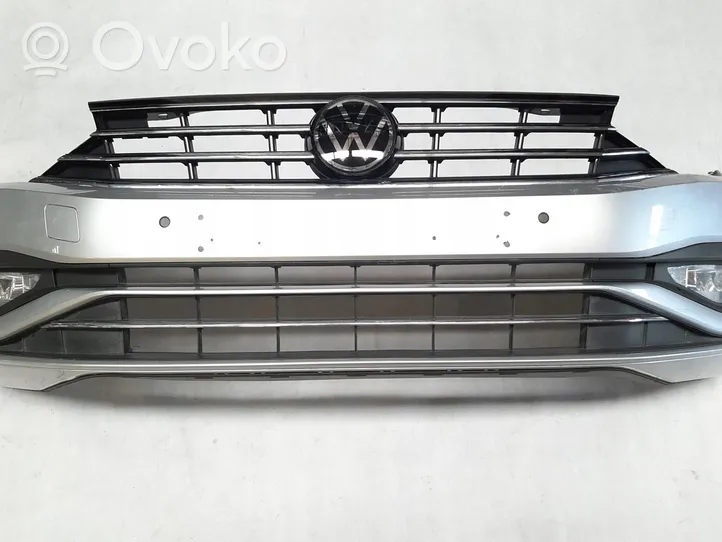 Volkswagen PASSAT B8 Priekinis bamperis 3G0807221E