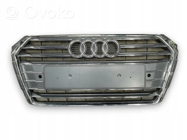 Audi A4 S4 B5 8D Grotelės priekinės 8W0853651AB