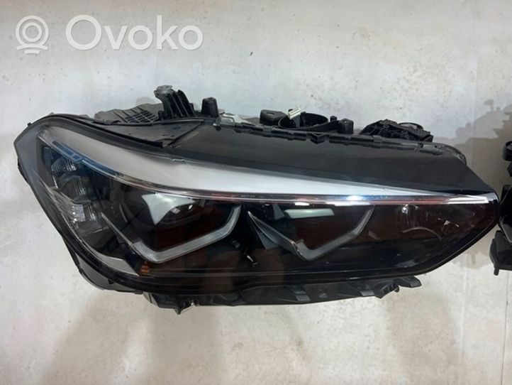 BMW X5 G05 Lot de 2 lampes frontales / phare 