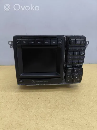 Mercedes-Benz S W220 Radio/CD/DVD/GPS-pääyksikkö A2208270442