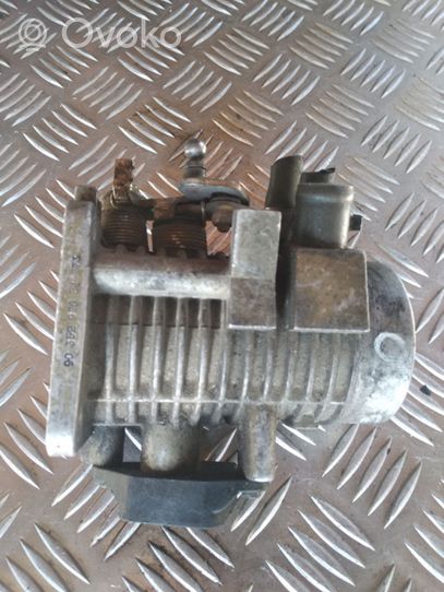 Opel Omega A Throttle valve 90352920B1273