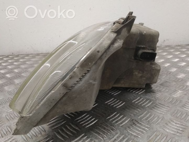 Volkswagen Sharan Lampa przednia 0301048302