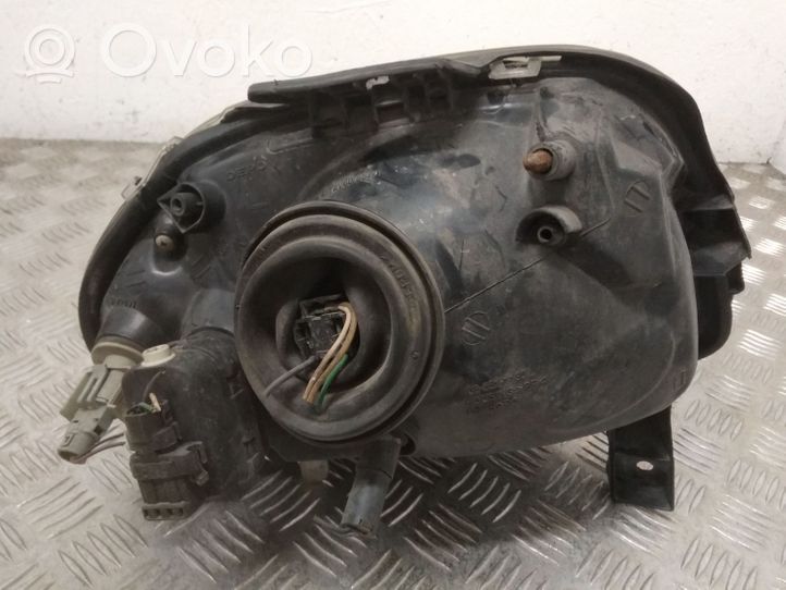 Renault Clio II Phare frontale 5511130L