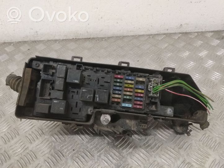 Volvo V70 Saugiklių dėžė (komplektas) 9494210