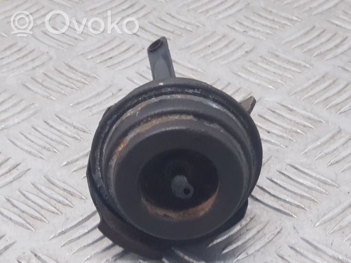 Audi A4 S4 B5 8D Cześć układu próżniowego turbosprężarki 7043161