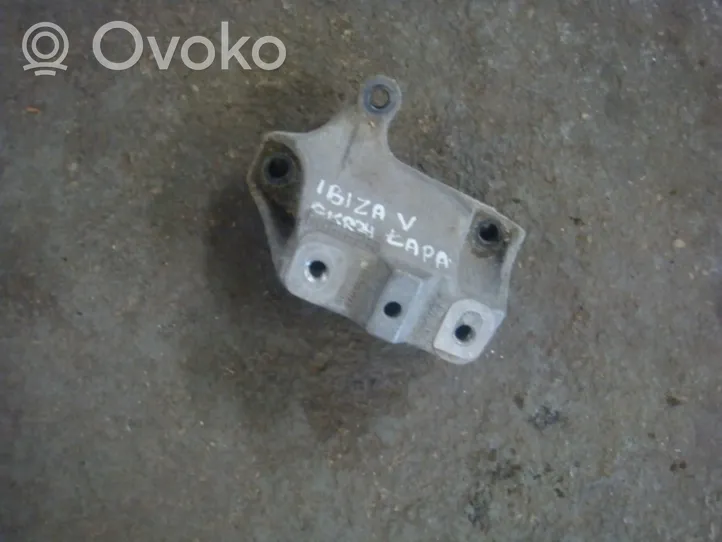 Seat Ibiza V (KJ) Gearbox mounting bracket 