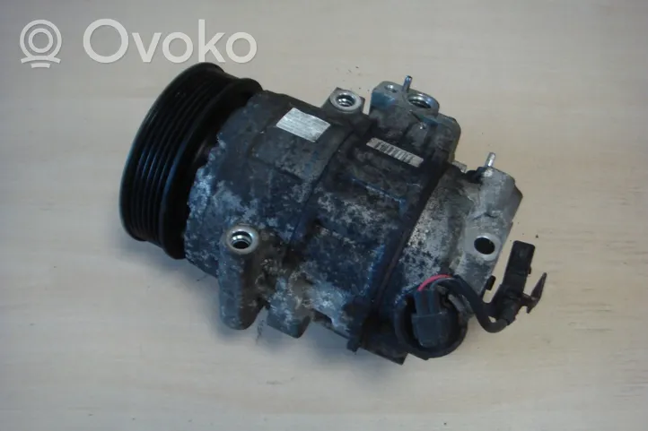 Skoda Fabia Mk2 (5J) Ilmastointilaitteen kompressorin pumppu (A/C) 6Q0820808D