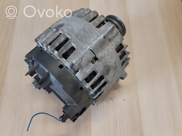 Volkswagen Polo V 6R Generator/alternator 04E903023K