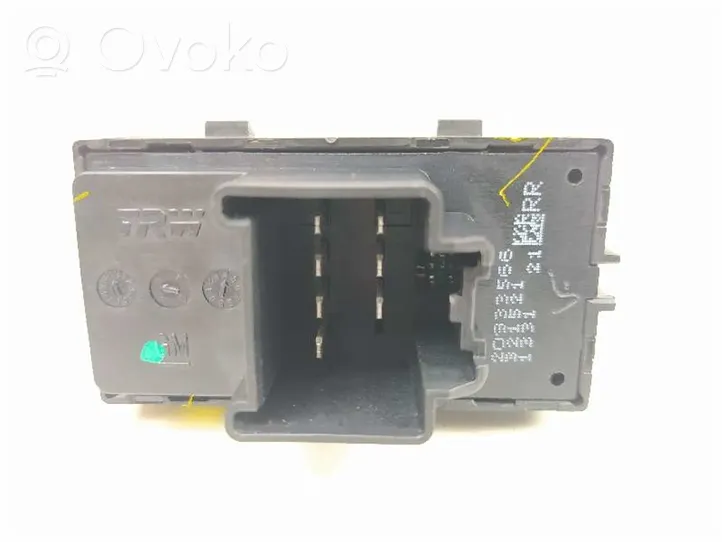 Chevrolet Malibu Electric window control switch 20933566