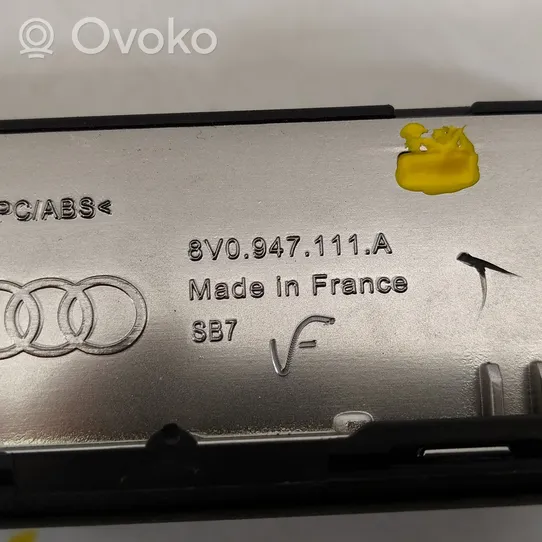 Audi A3 S3 8V Muu sisävalo 8V0947111B