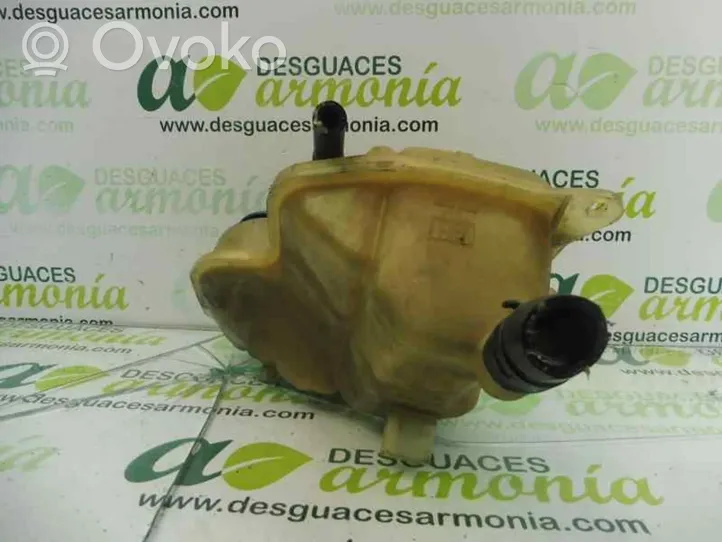 Audi A4 S4 B5 8D Vaso di espansione carburante 8D0121403L