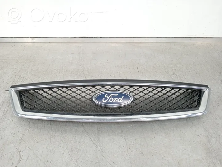 Ford Focus Griglia anteriore 4M518200