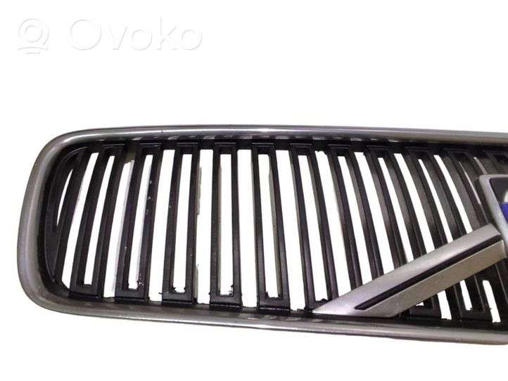 Volvo S40 Front grill 08678556