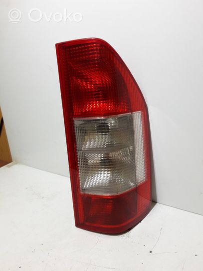 Mercedes-Benz Sprinter W901 W902 W903 W904 Lampa tylna 0318337008