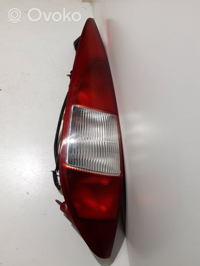 Ford Mondeo Mk III Lampa tylna 1S7113405C