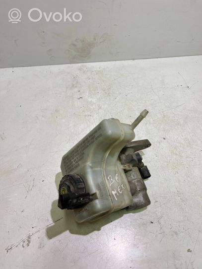 Volkswagen PASSAT B6 Servo-frein 3C1811301