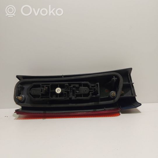 Volvo S70  V70  V70 XC Porte ampoule de feu arrière 3512419