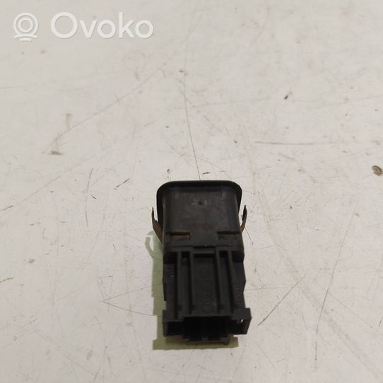 Volkswagen Golf IV Alarm switch 4B0962109A