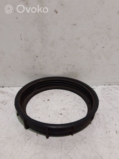 Renault Trafic II (X83) Bague de verrouillage pour réservoir de carburant 45298