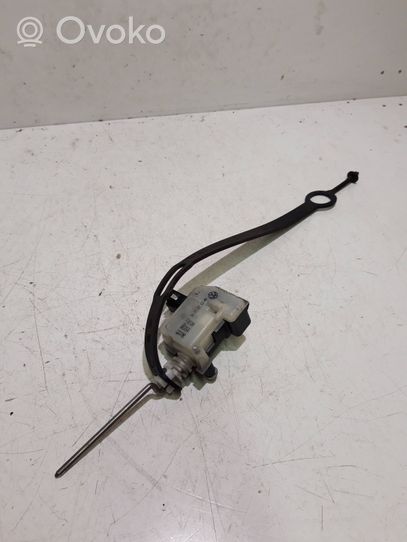 Porsche Cayenne (9PA) Motorino del tappo del serbatoio del carburante 7L5810773