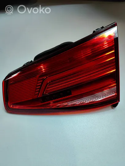 Volkswagen PASSAT B8 Lampy tylnej klapy bagażnika 3G9945094E