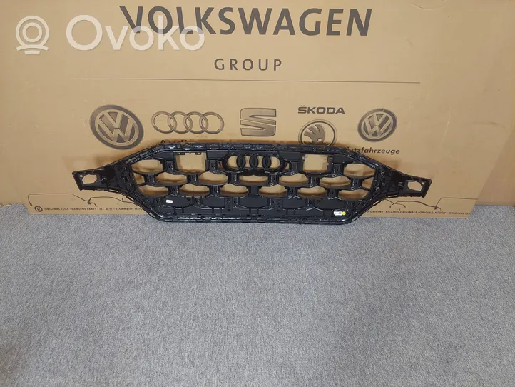 Audi Q8 Atrapa chłodnicy / Grill 4M8853651CK