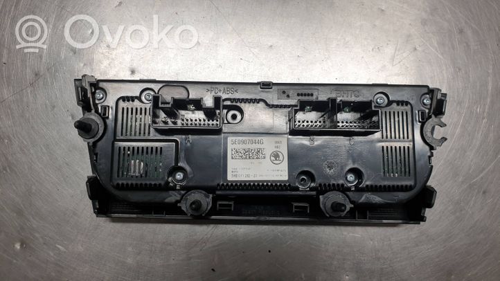 Skoda Octavia Mk3 (5E) Panel klimatyzacji 5E0907044G