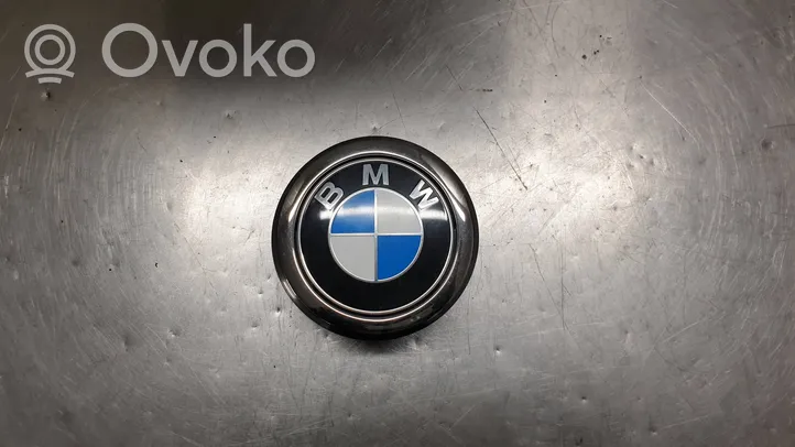 BMW 1 F20 F21 Uchwyt / Rączka zewnętrzna otwierania klapy tylnej / bagażnika 7248535