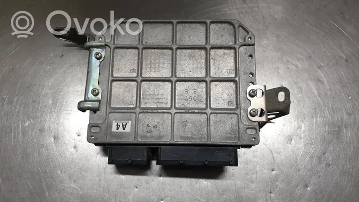 Toyota Prius+ (ZVW40) Variklio valdymo blokas 8966147480