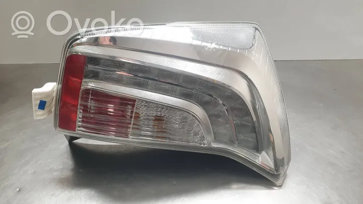 Toyota Prius (XW30) Lampa tylna W0390