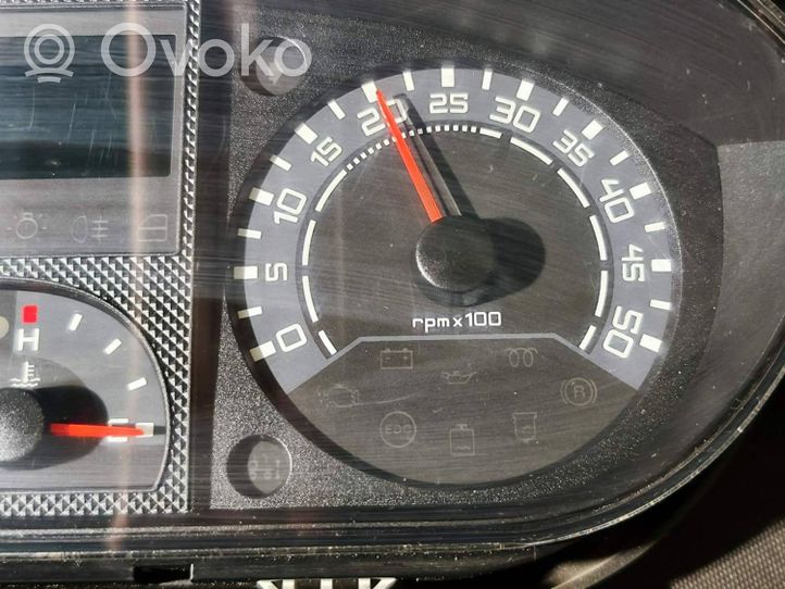 Iveco Daily 35 - 40.10 Speedometer (instrument cluster) 69500156