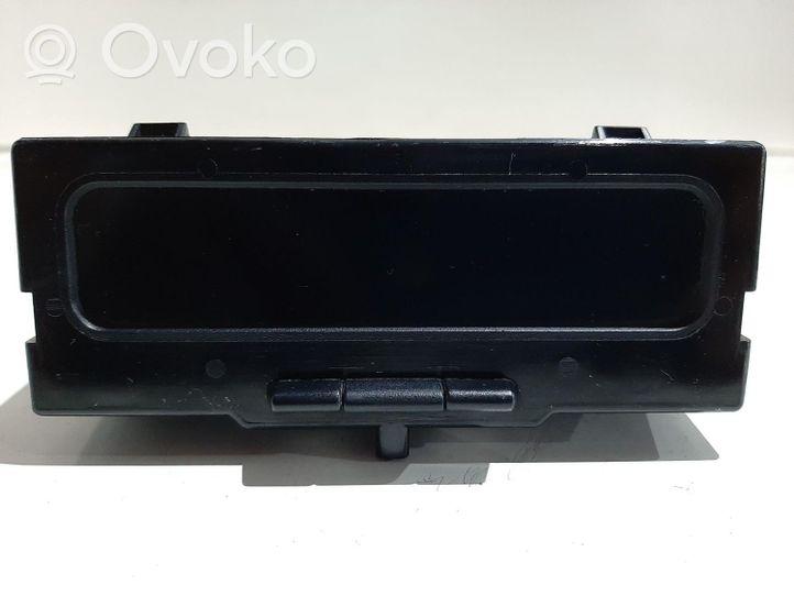 Renault Megane II Monitor / wyświetlacz / ekran 8200107839