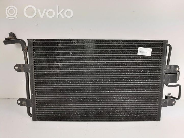 Volkswagen Bora Radiateur condenseur de climatisation 1J0820413D