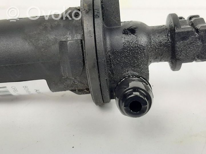 Opel Vivaro Clutch slave cylinder KG1504343