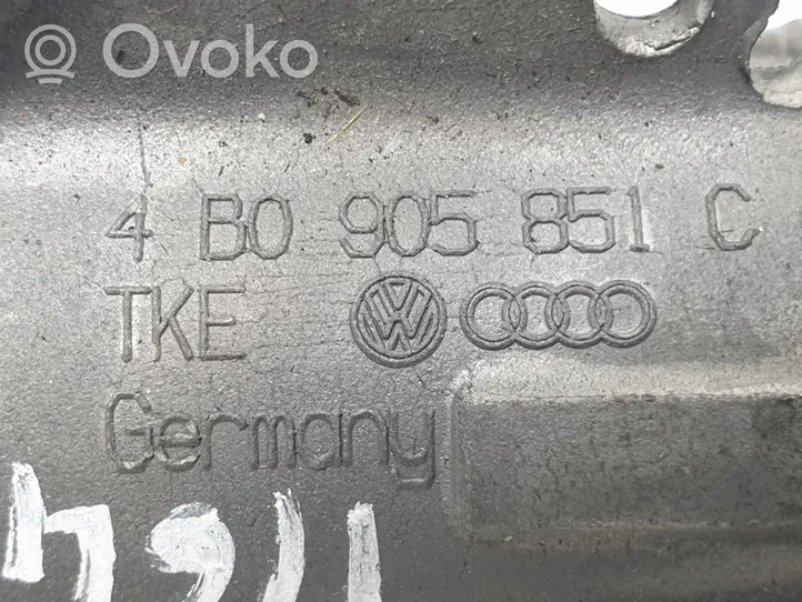 Volkswagen PASSAT B5.5 Chiave/comando di accensione (usato) 4B0905851C