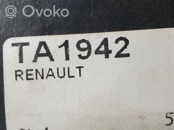 Renault Megane II Etukuulanivel TA1942