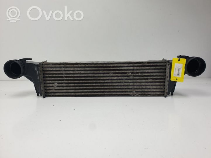 BMW X5 E53 Chłodnica powietrza doładowującego / Intercooler 779123102