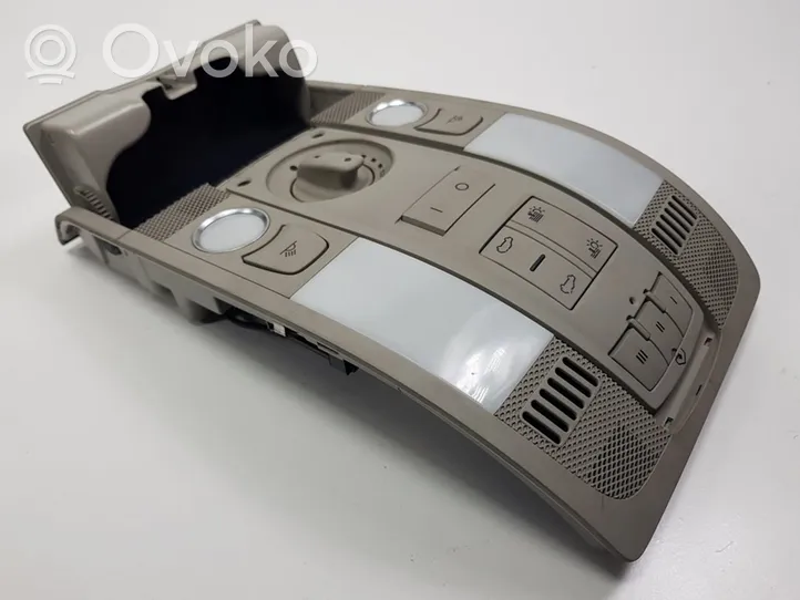 Audi Q7 4M Rivestimento della console di illuminazione installata sul rivestimento del tetto 4L0947135M