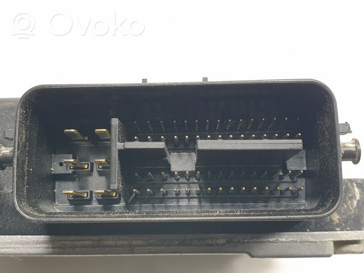 Mitsubishi Colt Calculateur moteur ECU 1860B357