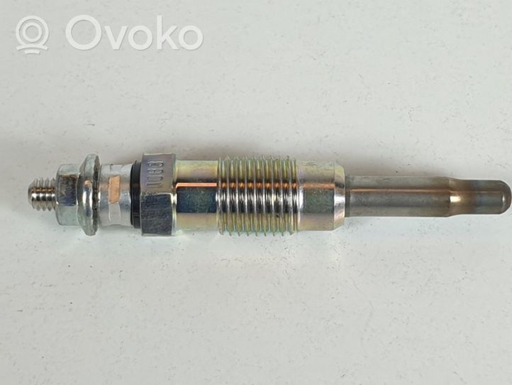 Renault Clio III Glow plug Y913J