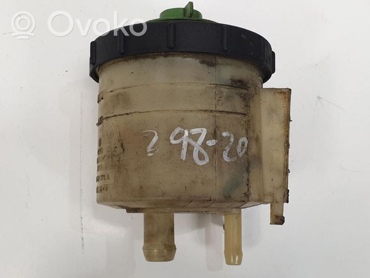 Hyundai i30 Serbatoio/vaschetta del liquido del servosterzo 701422373A