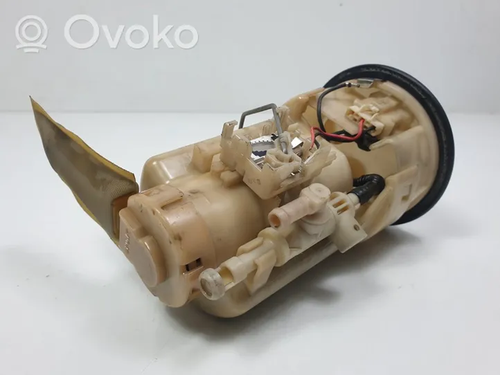 Toyota RAV 4 (XA20) Bomba interna de combustible 