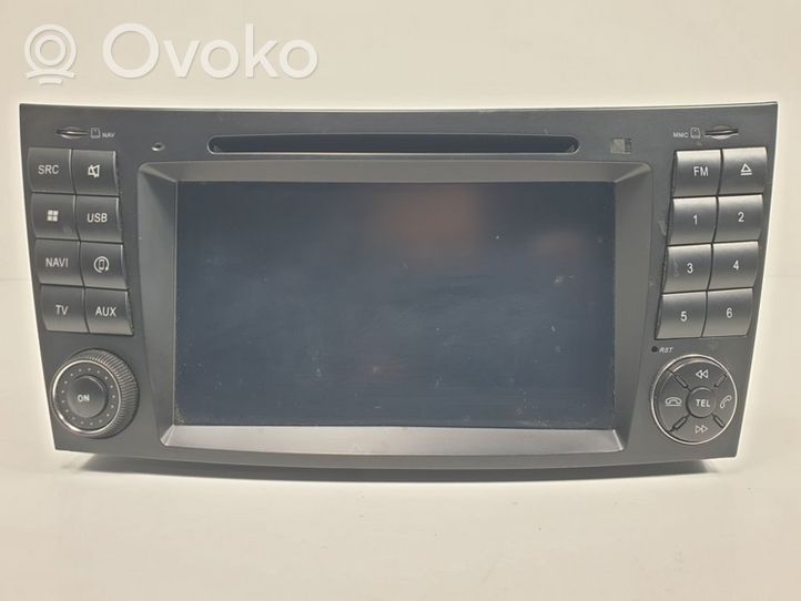 Mercedes-Benz CLS C218 AMG Panel / Radioodtwarzacz CD/DVD/GPS 