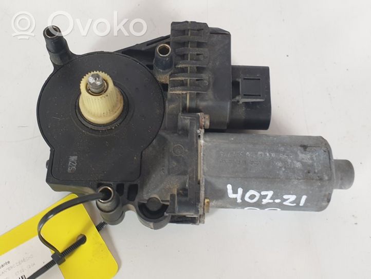 Nissan Micra Priekinis varikliukas langų pakėlėjo 0130821774